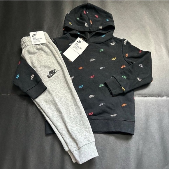Nike Other - NWT Nike Hoodie & Jogger Set Boys Size 3T